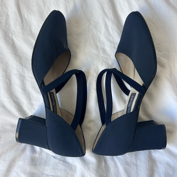 Madeline Stuart navy blue heels - Picture 6 of 10